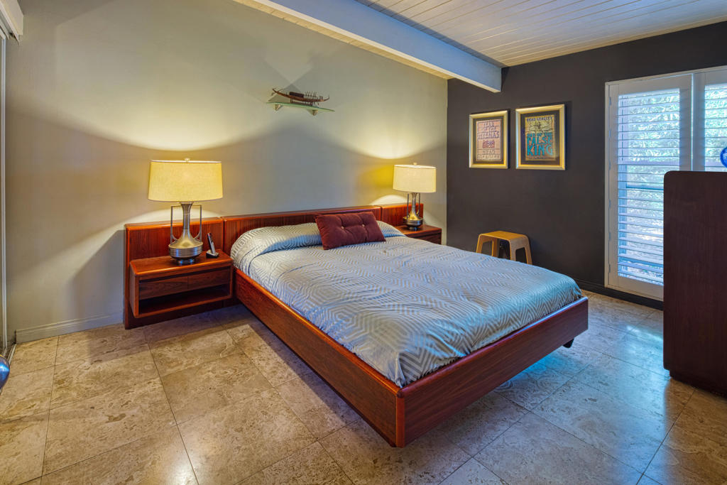 Racquet Club East - Residential