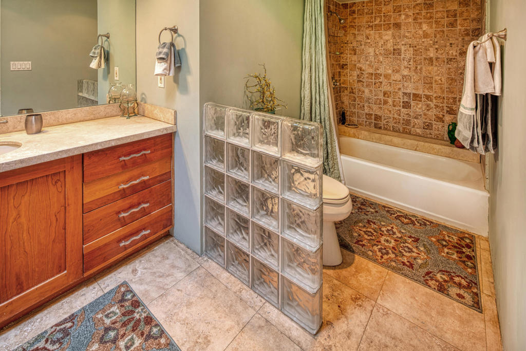 Racquet Club East - Residential