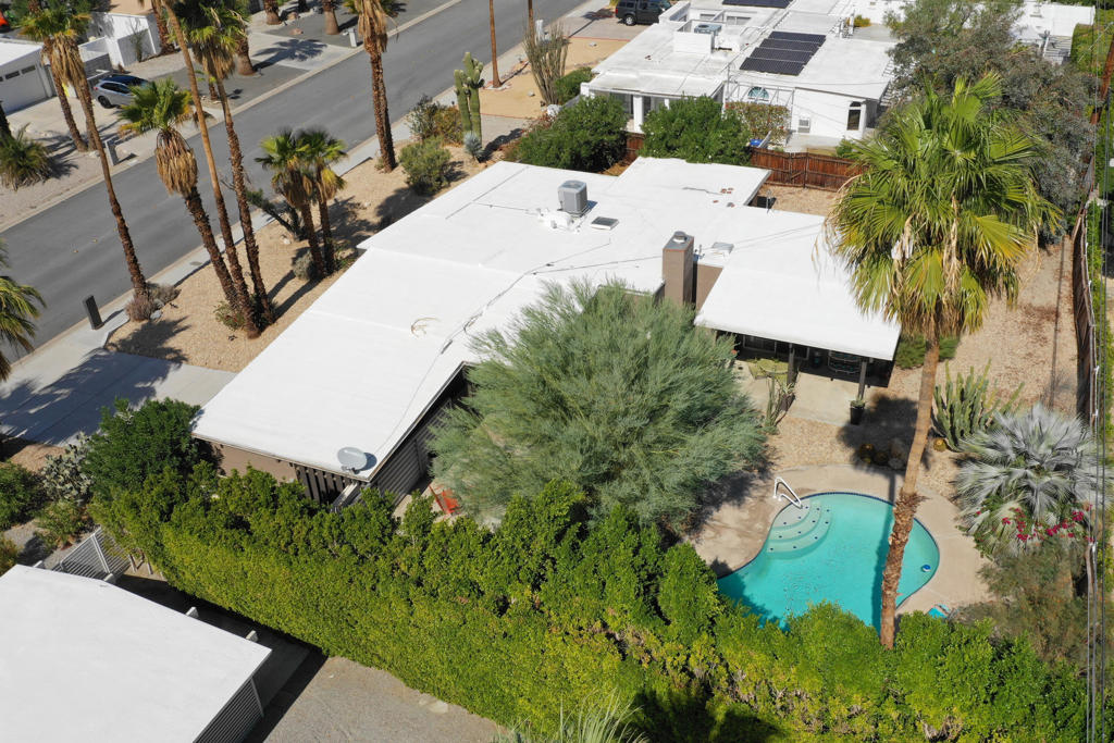 Racquet Club East - Residential