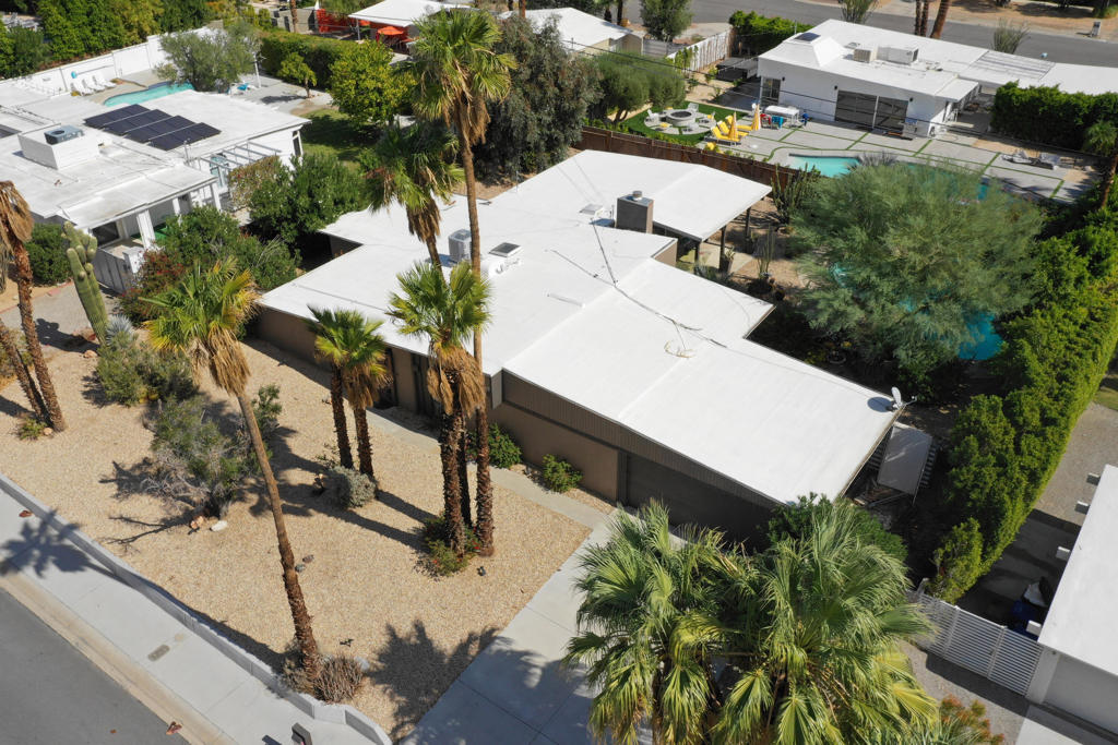 Racquet Club East - Residential