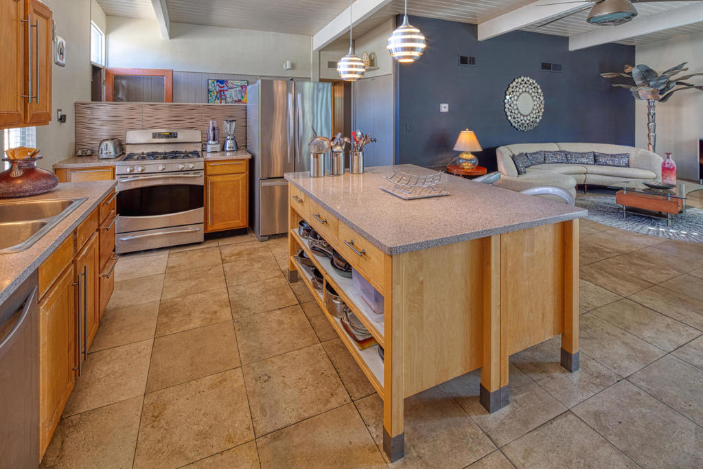 Racquet Club East - Residential