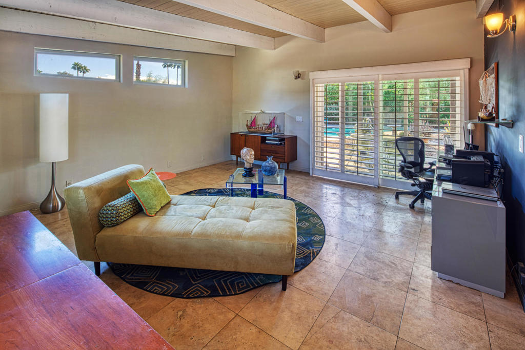 Racquet Club East - Residential