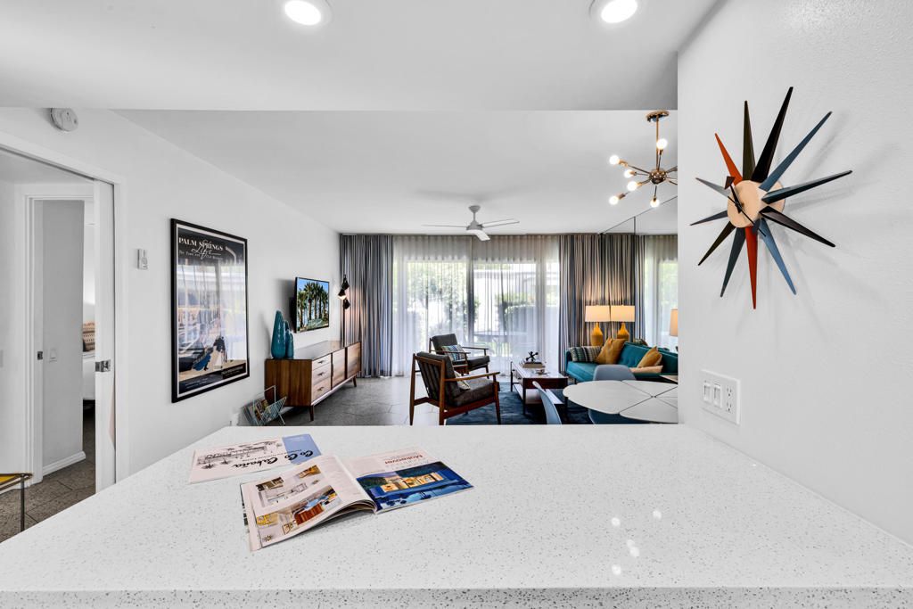 listing image 130725256398830803599
