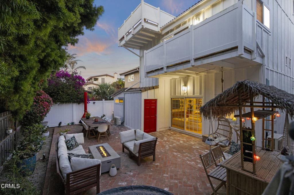 Pierpont/Ocean Front - 0276 - Residential