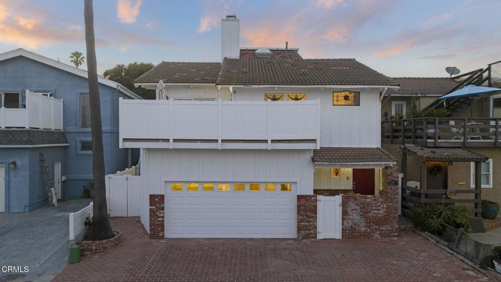 Pierpont/Ocean Front - 0276 - Residential