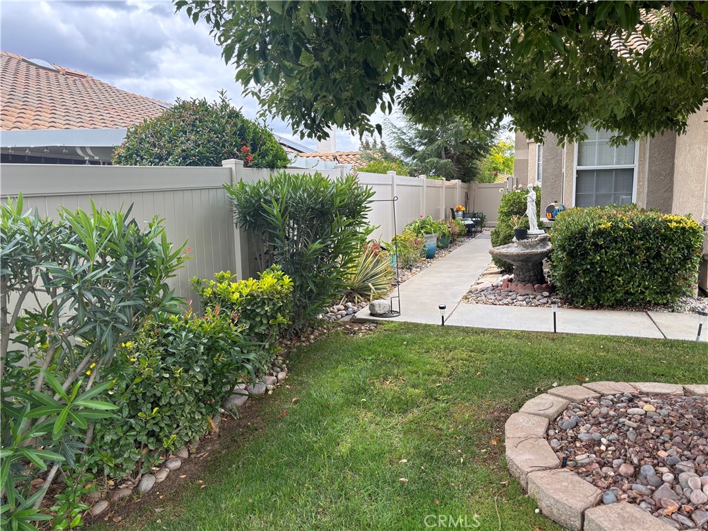 6340 Colonial