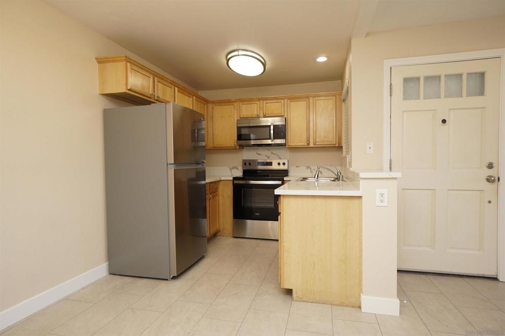 3584 Sunset Lane 136