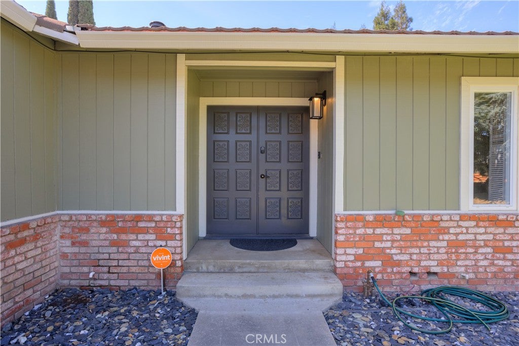 2300 E Hawkeye Avenue