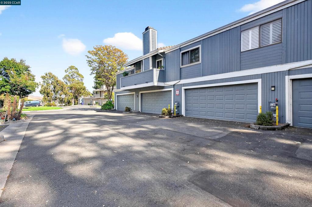 OLYMPIAN HILLS - Residential