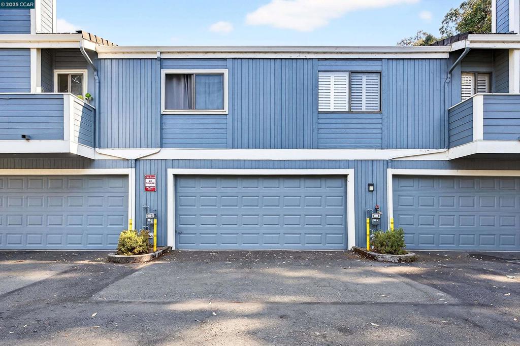 OLYMPIAN HILLS - Residential