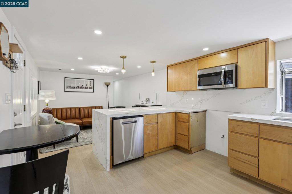 2399 E 14th Street