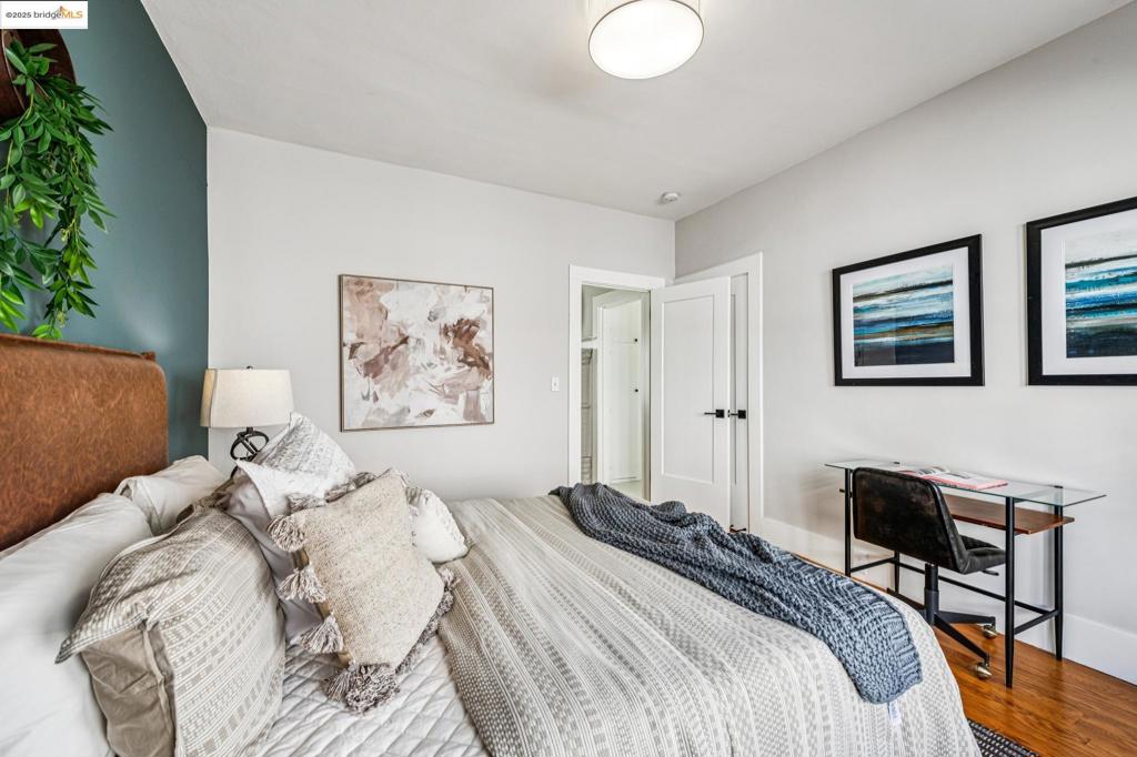 SOUTH BERKELEY - Residential