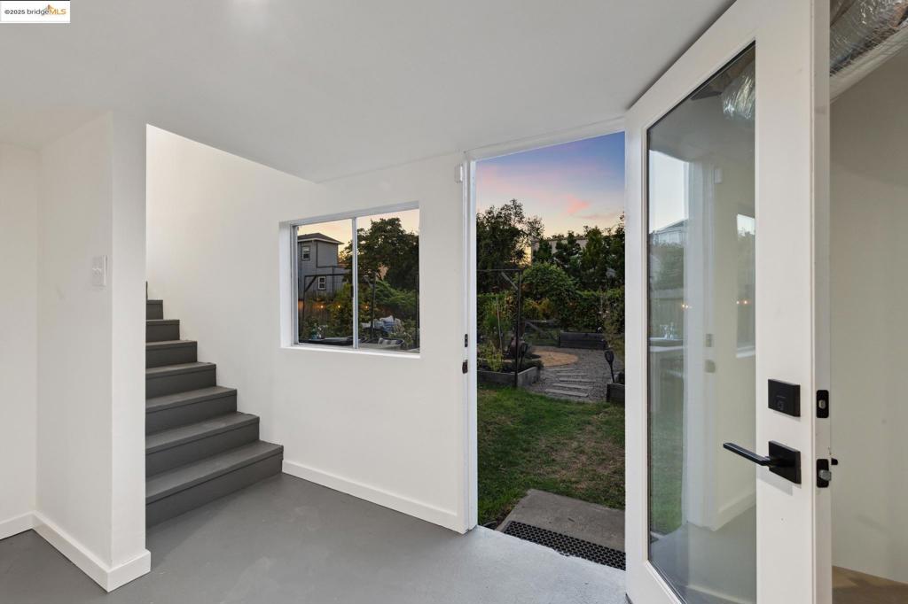 SOUTH BERKELEY - Residential