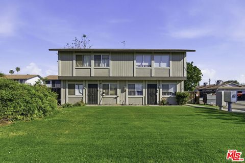 Photo of 330 Roberts Lane, Bakersfield, CA 93308 (MLS # 26669375)