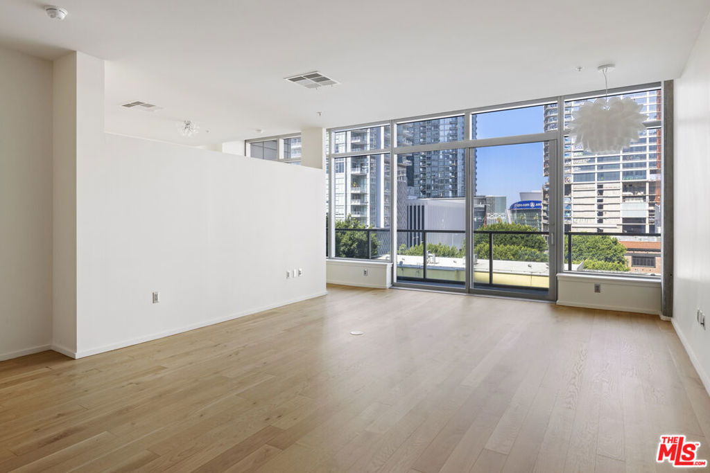 1155 S Grand Avenue 508