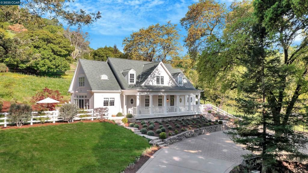 listing image 130725945358702558606