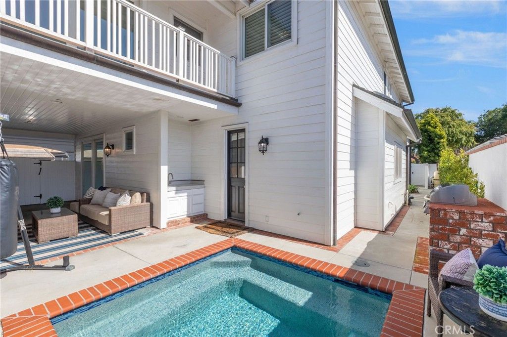 Photo of 2401 Clay ST, Newport Beach, CA 92663 (MLS # OC26103273)