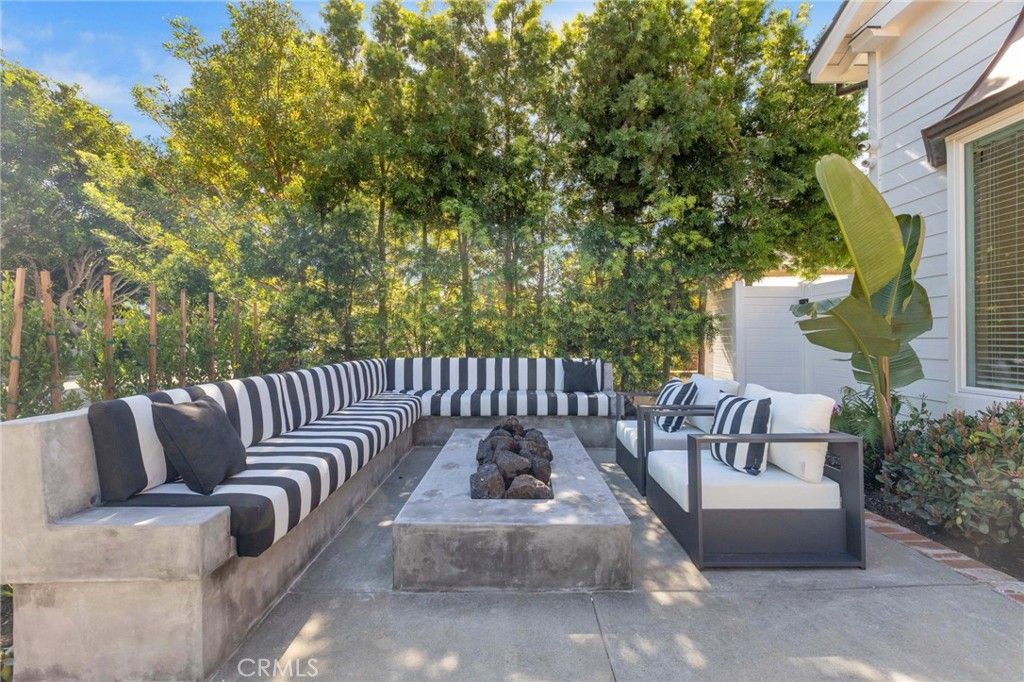 Photo of 2401 Clay ST, Newport Beach, CA 92663 (MLS # OC26103273)