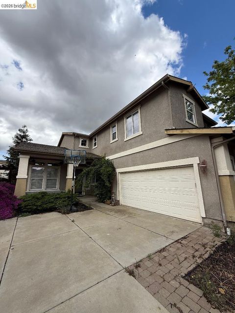 Photo of 981 Finn Way WAY, Brentwood, CA 94513 (MLS # 41133573)