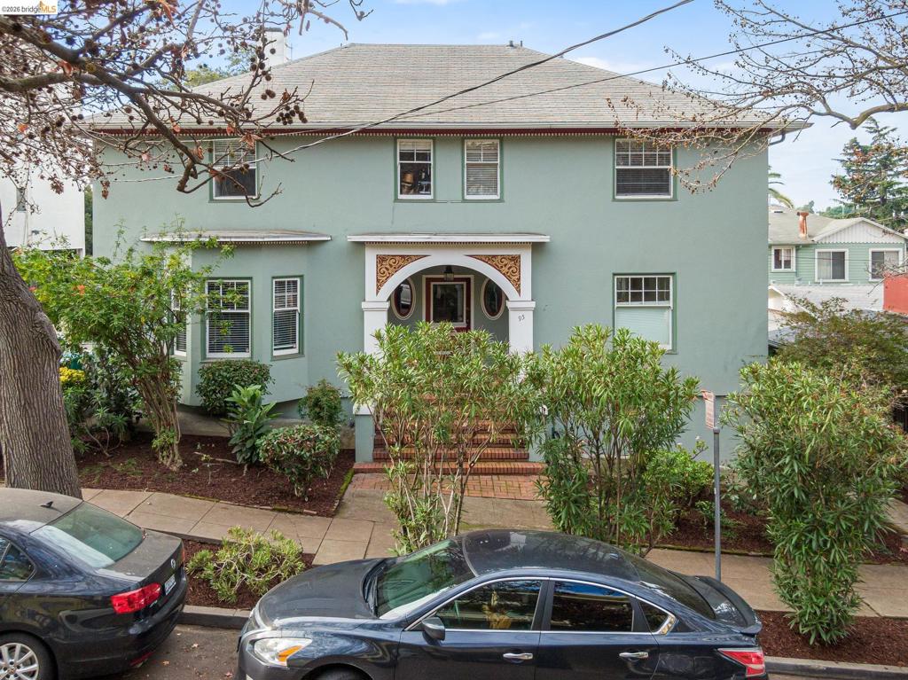 95 Moss Ave