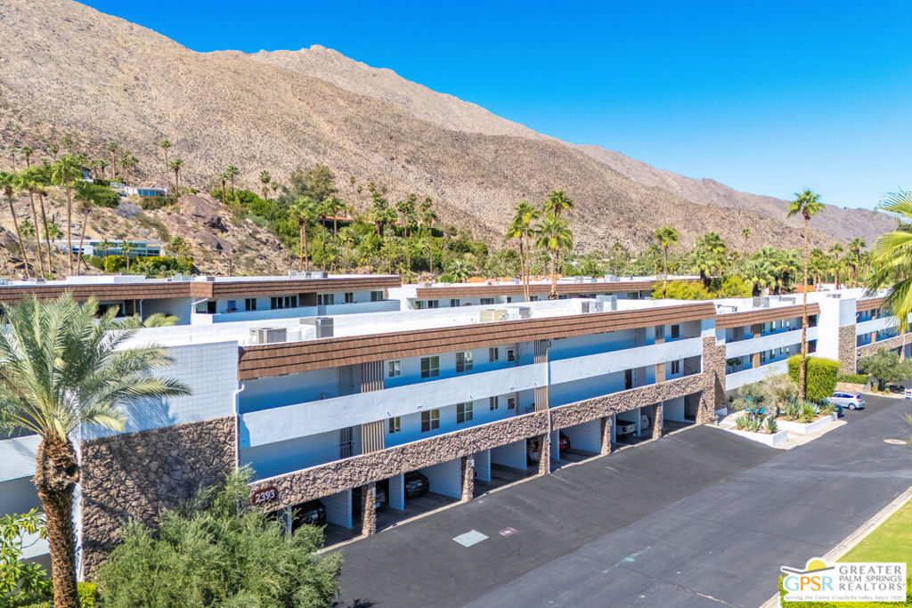 Canyon View \Condos - Residential