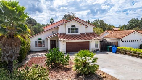 Photo of 204 Nighthawk Dr, Paso Robles, CA 93446 (MLS # NS25226649) Photo of 204 Nighthawk Dr, Paso Robles, CA 93446 (MLS # NS25226649)