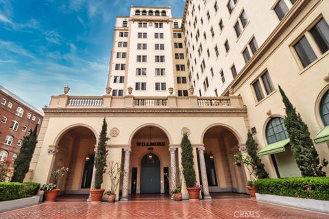 Photo of 315 W 3rd Street #1006, Long Beach, CA 90802 (MLS # PW26037445)