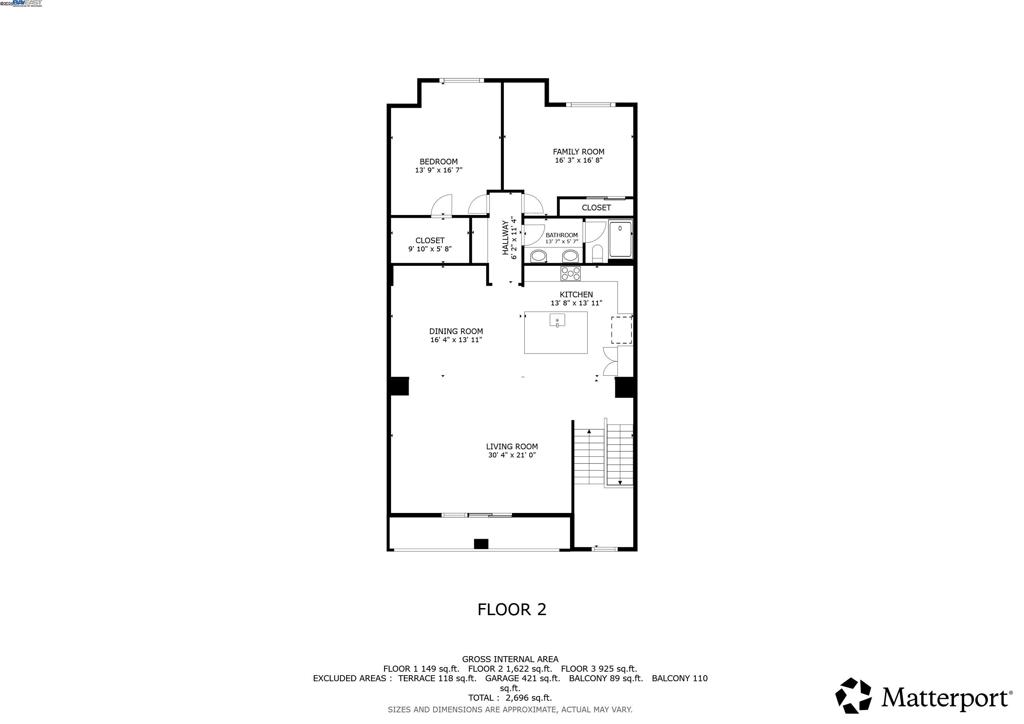 Main image without alt text