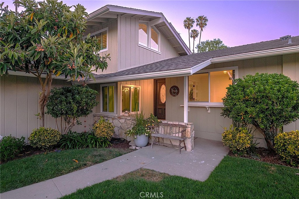 29512 Whitley Collins