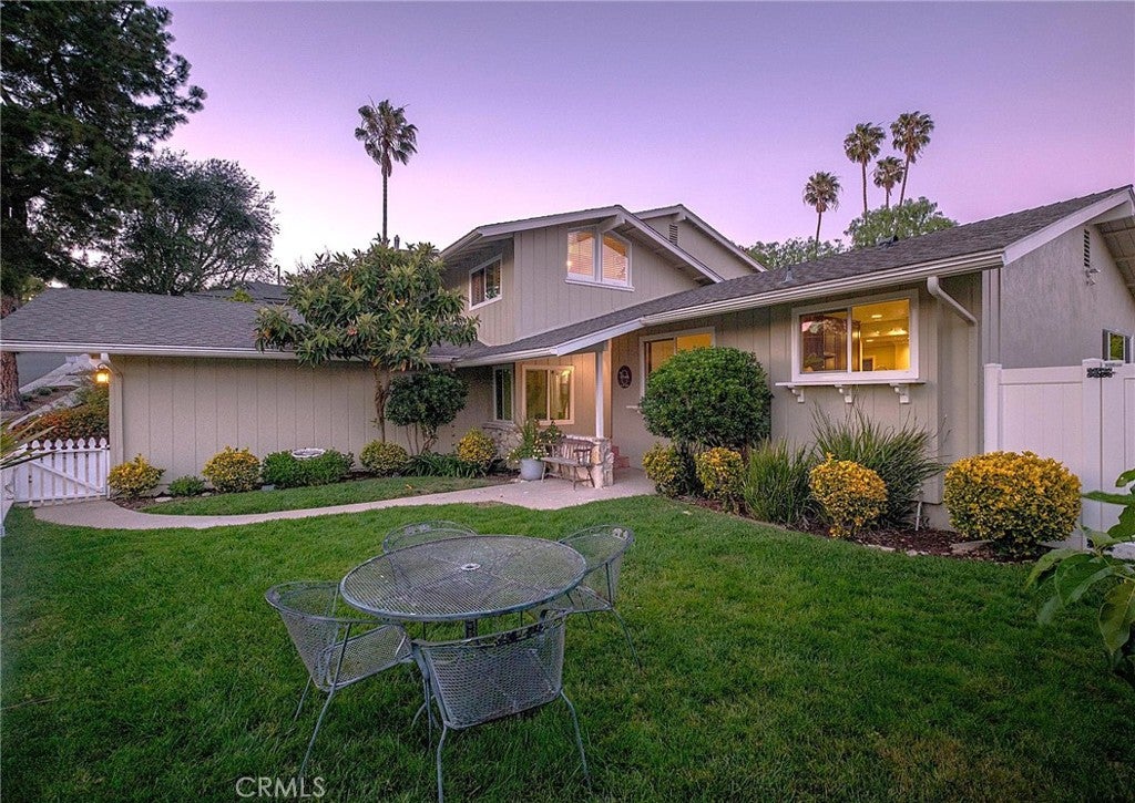 29512 Whitley Collins