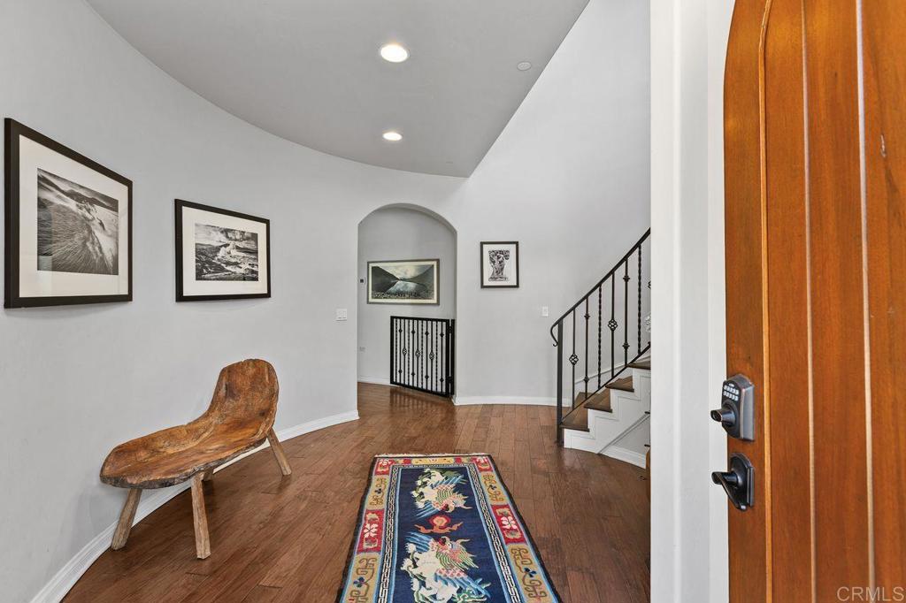213 Hillcrest Dr.