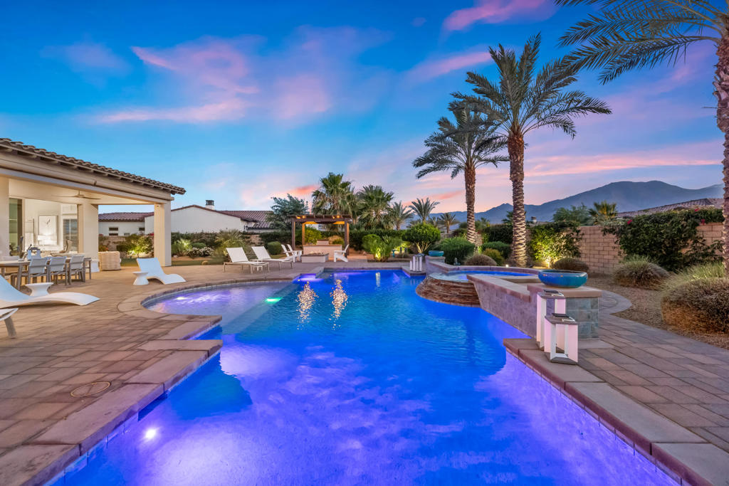 81699 Merv Griffin Way