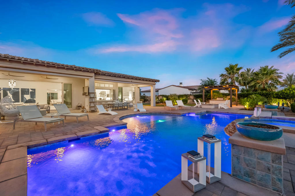 81699 Merv Griffin Way