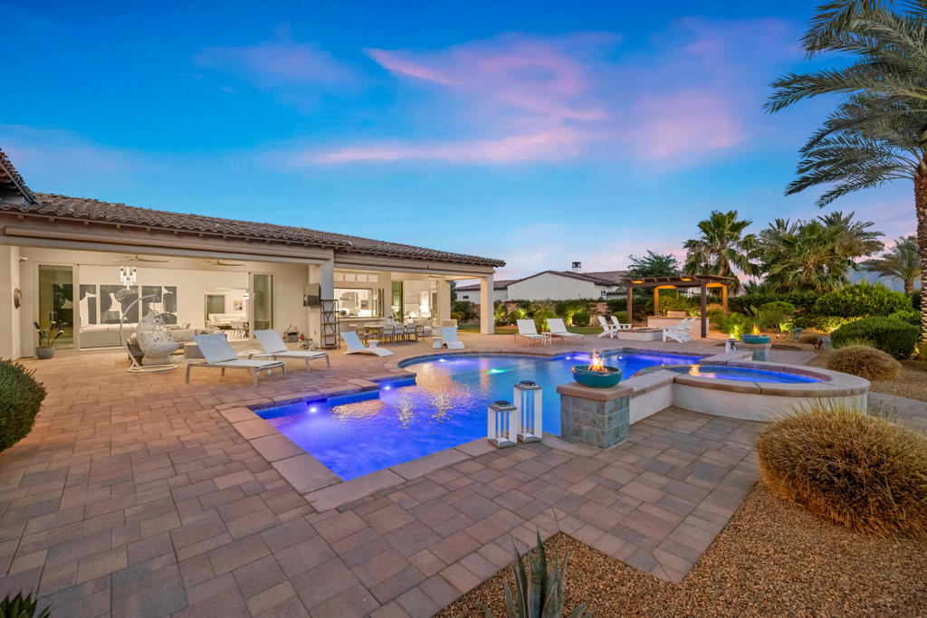 81699 Merv Griffin Way