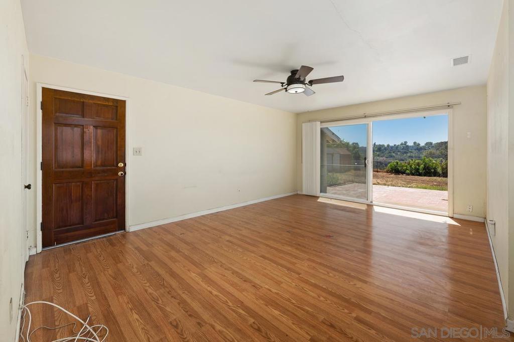 3162 Via Arcilla