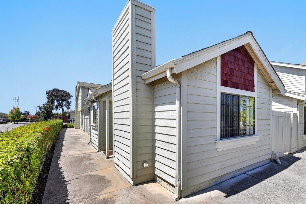 1008 Sunbird Drive