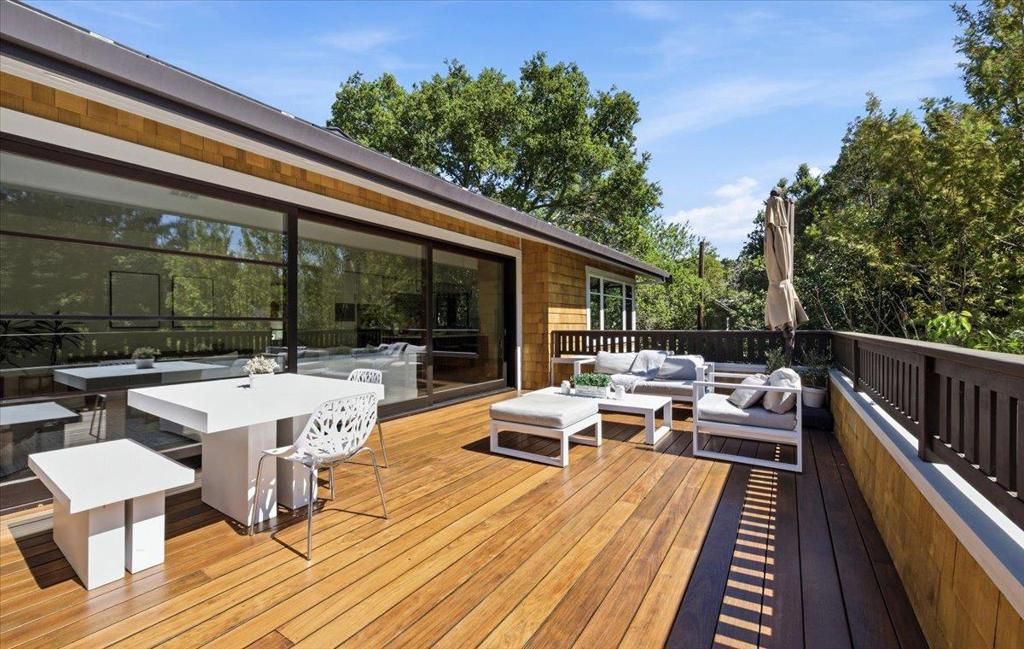 Photo of 68 Fairview Plaza, Los Gatos, CA 95030 (MLS # ML82038473)