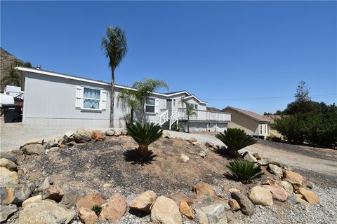 Photo of 17190 Coleman Avenue, Lake Elsinore, CA 92530 (MLS # SW26111306)