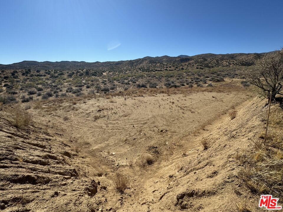3085 Apache Pass