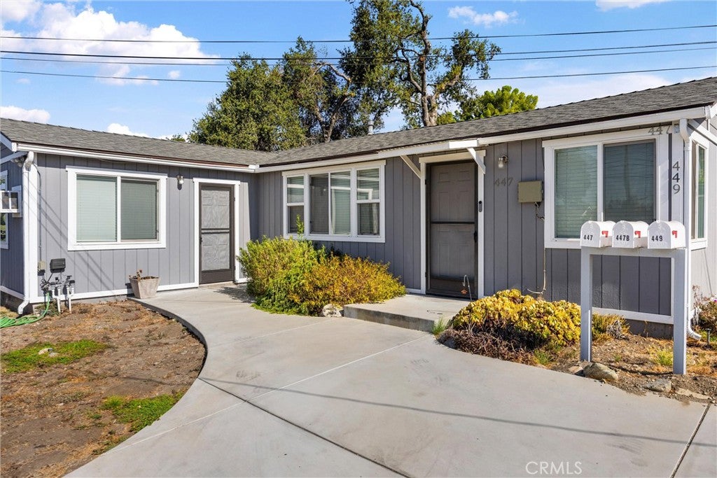 449 448 Arrow Highway
