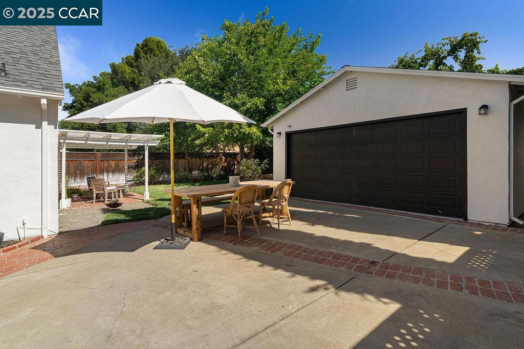 CANTERBURY VILLA - Residential