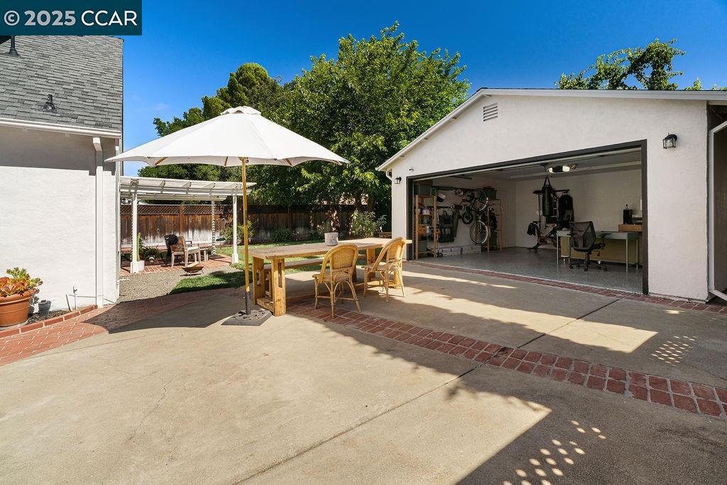 CANTERBURY VILLA - Residential