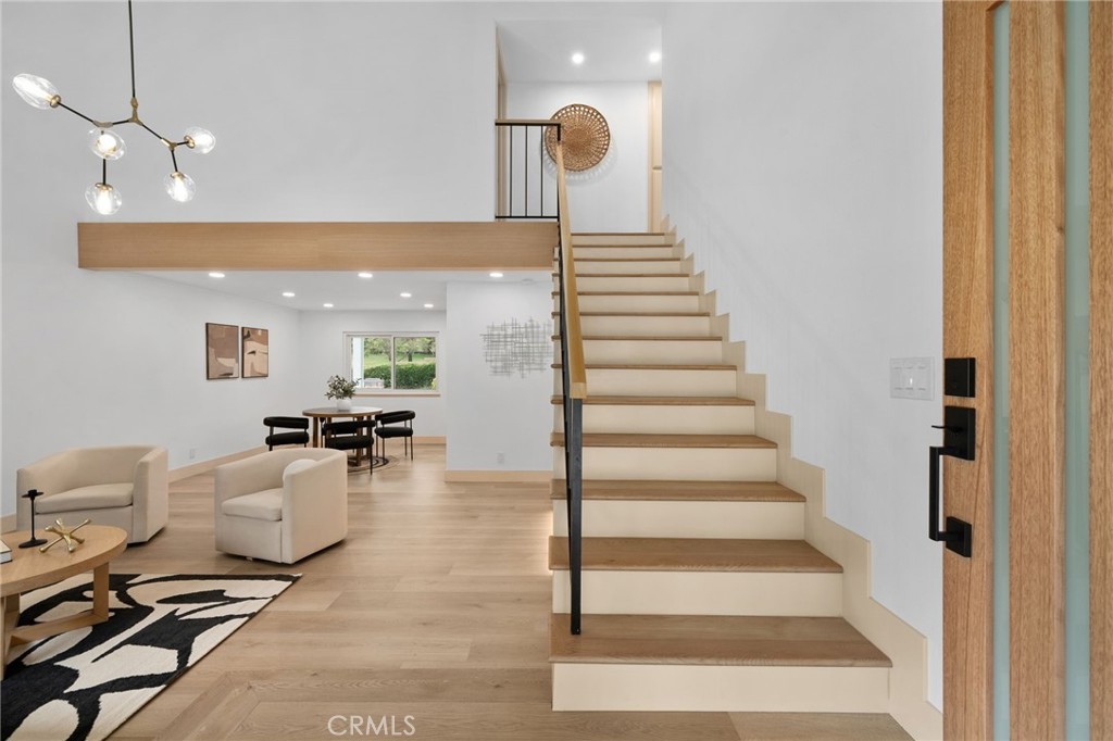 6198 E Camino Correr
