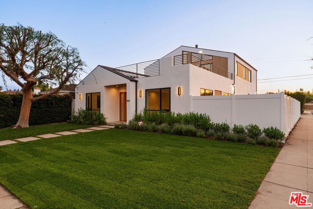 Properties 3 1801 S Bedford Street