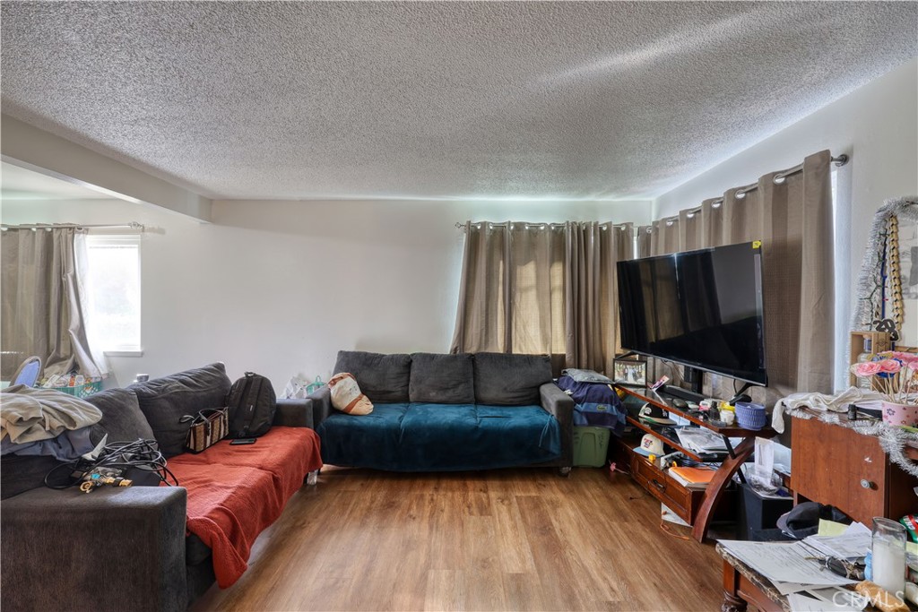 SM Southwest(940) - Residential
