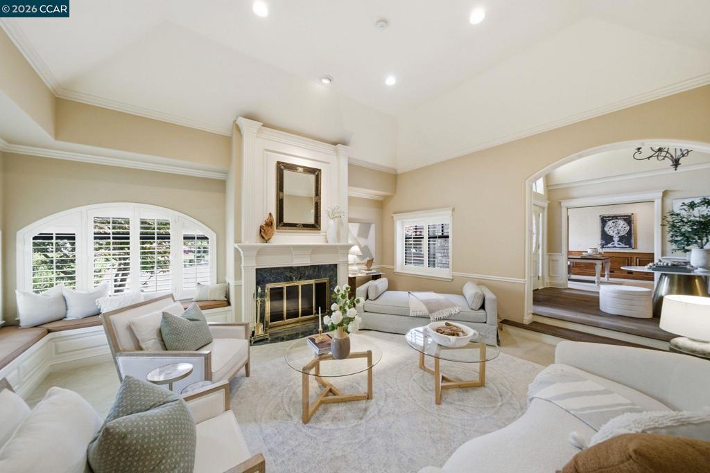 51 Red Cypress Ct