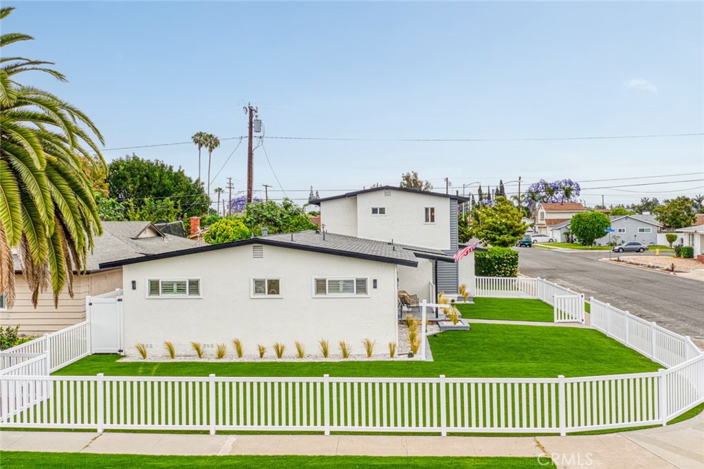114 S Emerald Place
