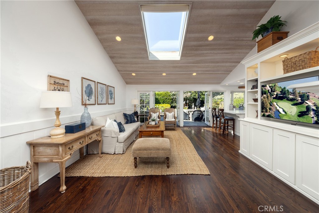 877 Sandcastle Drive, Corona Del Mar CA 92625 - Photo 13