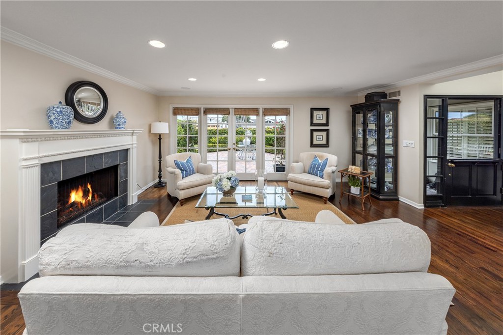 877 Sandcastle Drive, Corona Del Mar CA 92625 - Photo 9