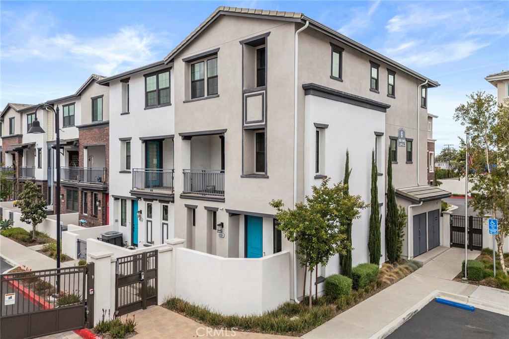6998 Crimson Drive